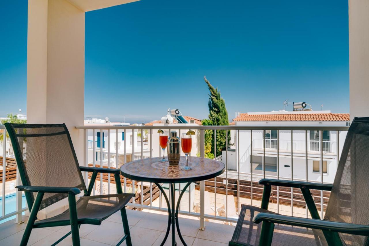 פרוטאראס Villa Karisa מראה חיצוני תמונה