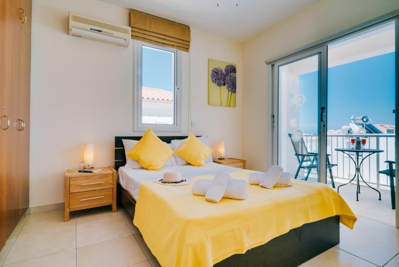 פרוטאראס Villa Karisa מראה חיצוני תמונה